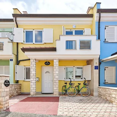 Villa Perla Umag Exterior photo